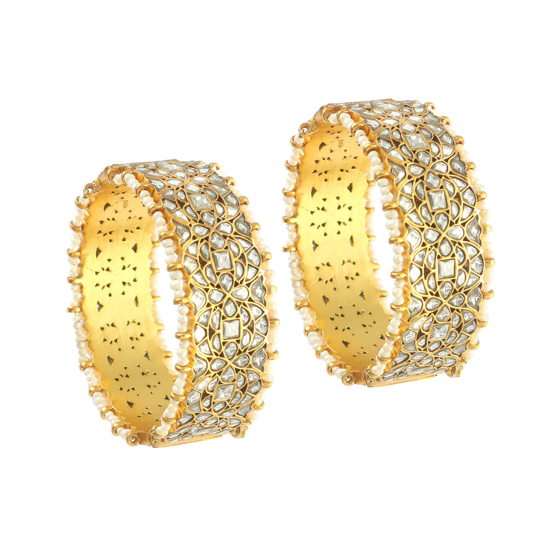 Adorable Gold-Plated Silver Kundan-Jadau Bangle