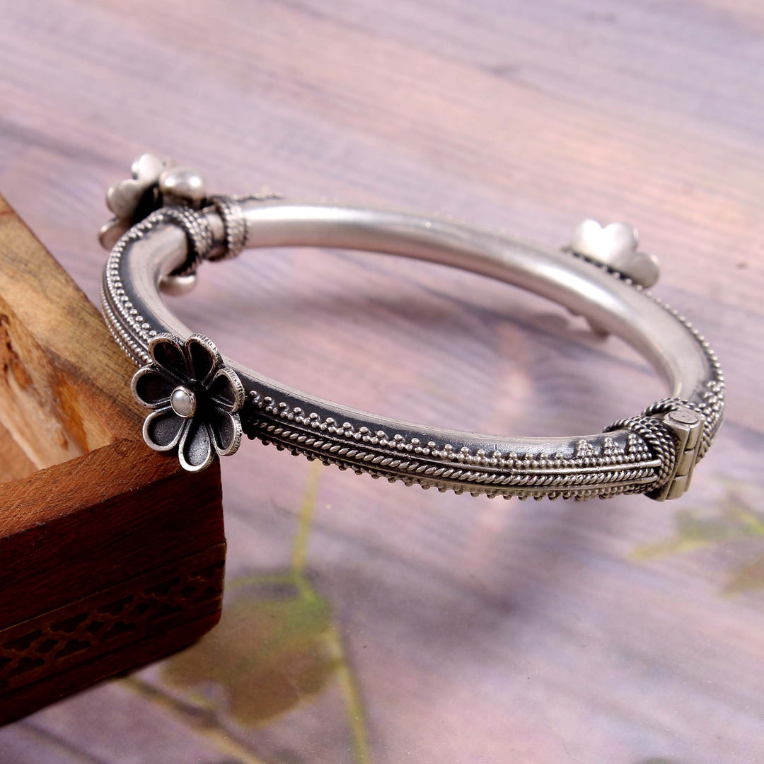 Beautiful Silver Floral Pearl Stone Bangle