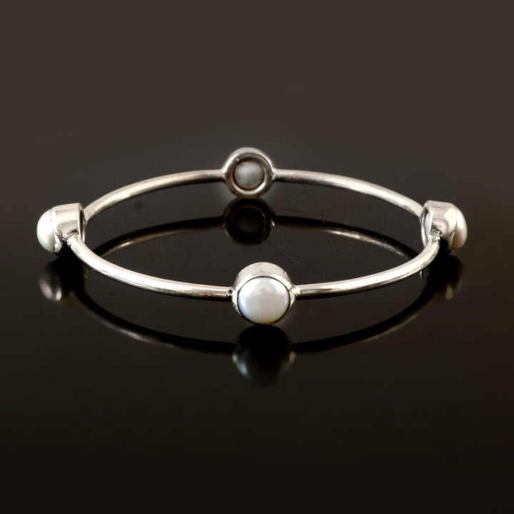 Silver Fresh Water Peral Bangle