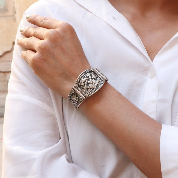 Silver Oxidized Hand-Engraved Adorable Bangle