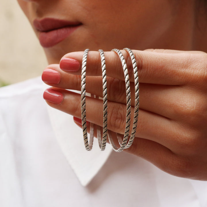 Silver Classic Oxidized Chudi Bangles