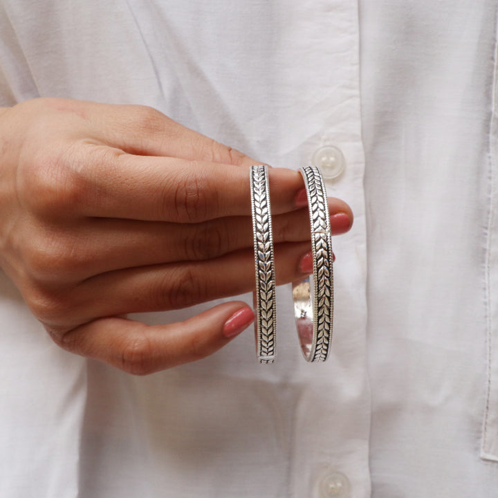 Silver Leaf Unique Chudi Bangles