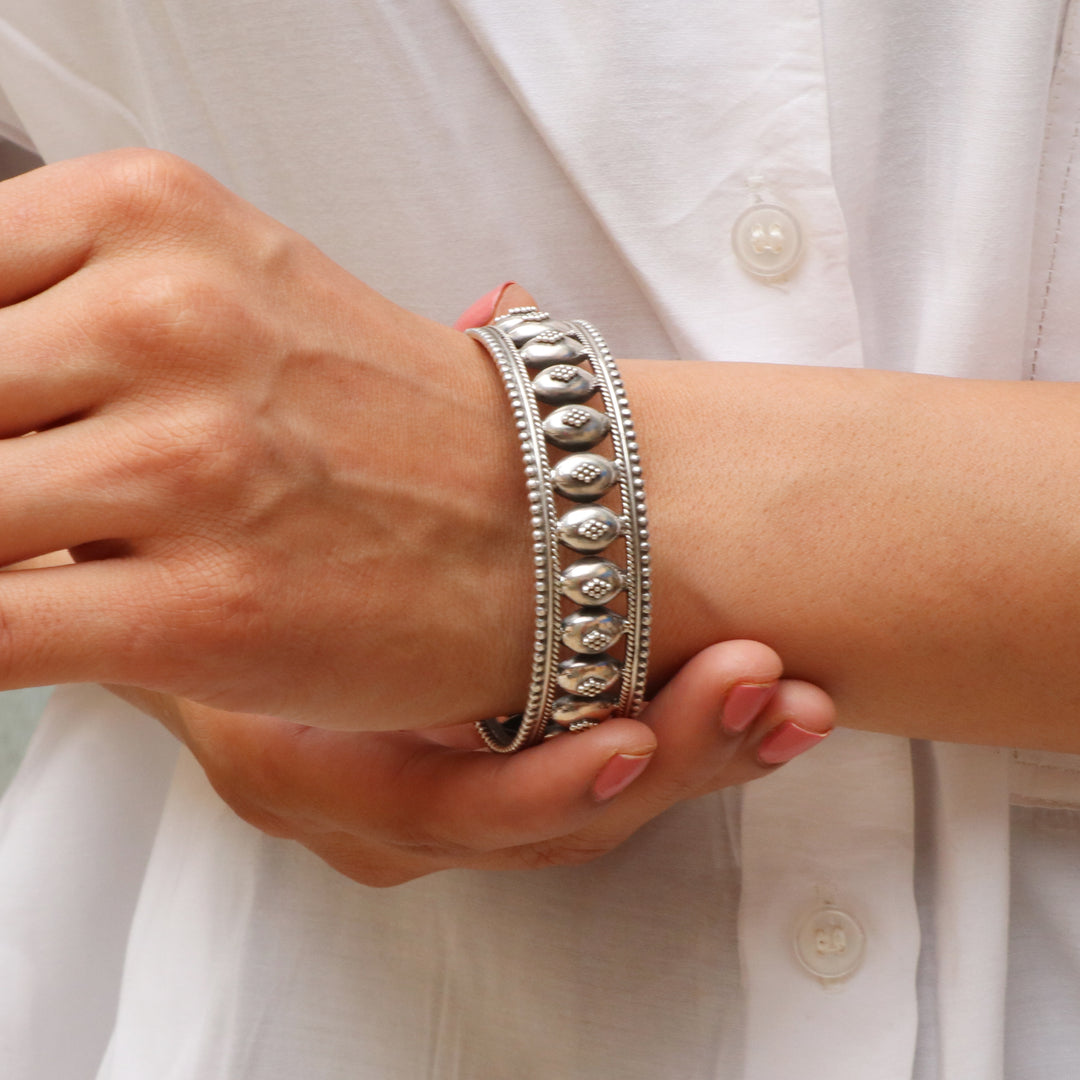 Silver Oxidized Statement Rawa Kada Bangle