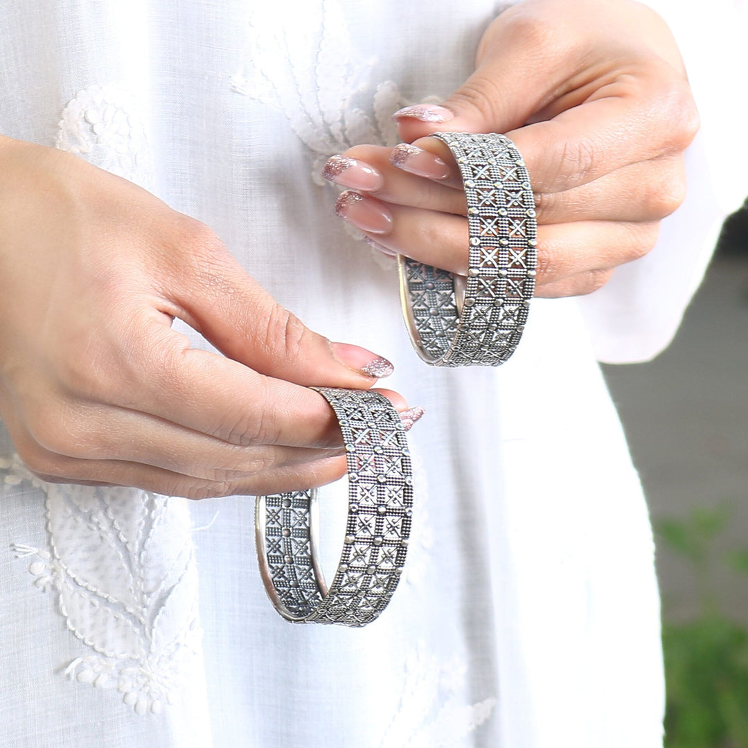 Silver Oxidized Antique Classic Bangle