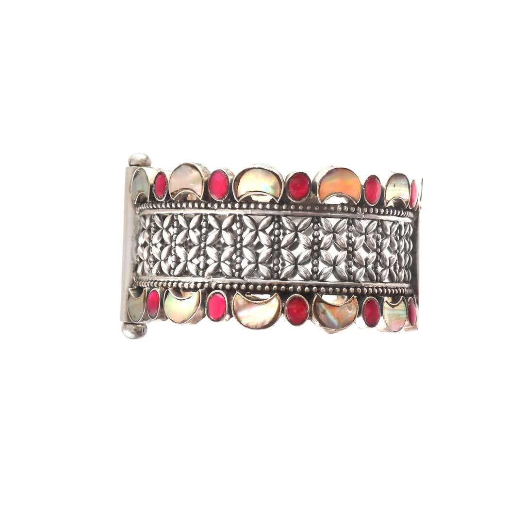 Silver Statement MOP Kundan Kada Bangle