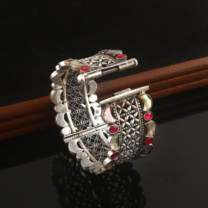 Silver Statement MOP Kundan Kada Bangle