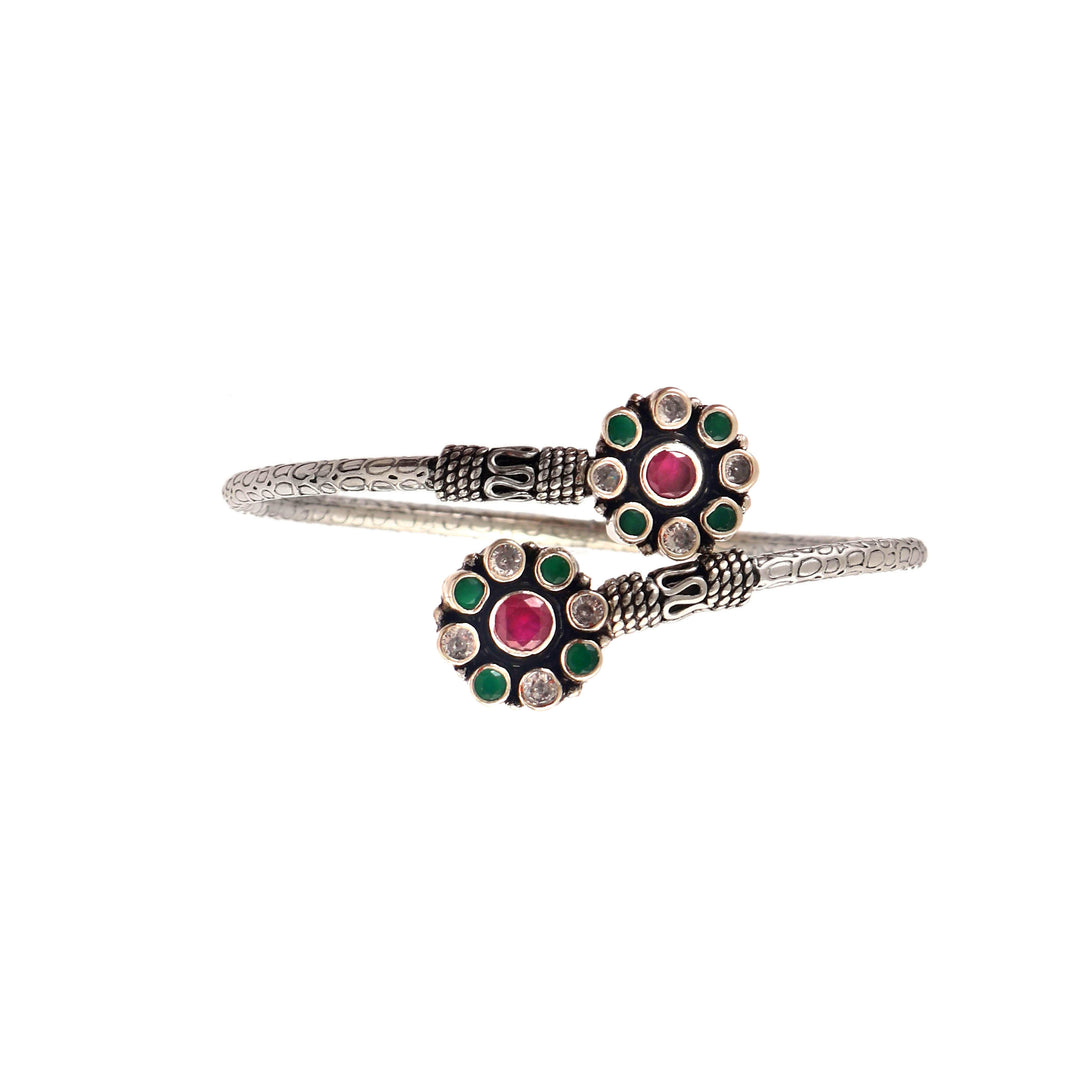Beautiful Silver Floral Twister Bangle
