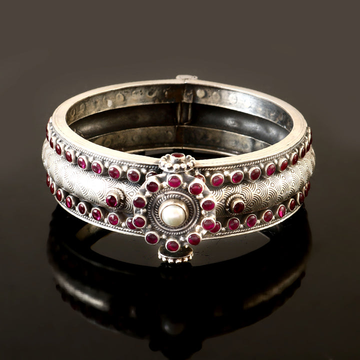 Silver Oxidized Pink & White Openable Bangle