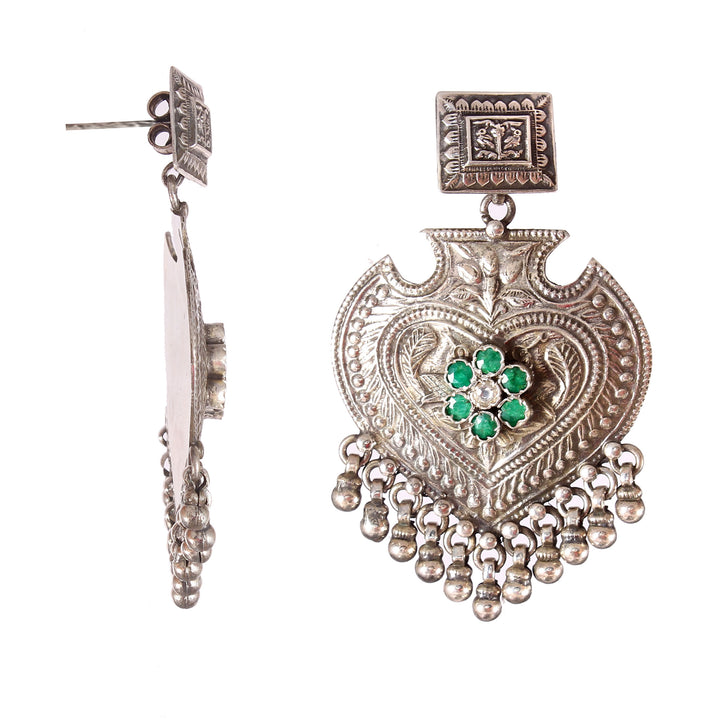 Silver Statement, Adorable Leaf Design Stud Earrings