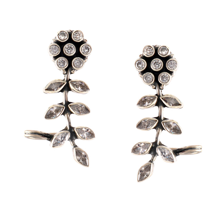 Silver Adorable Floral & Leaf Stud Earrings