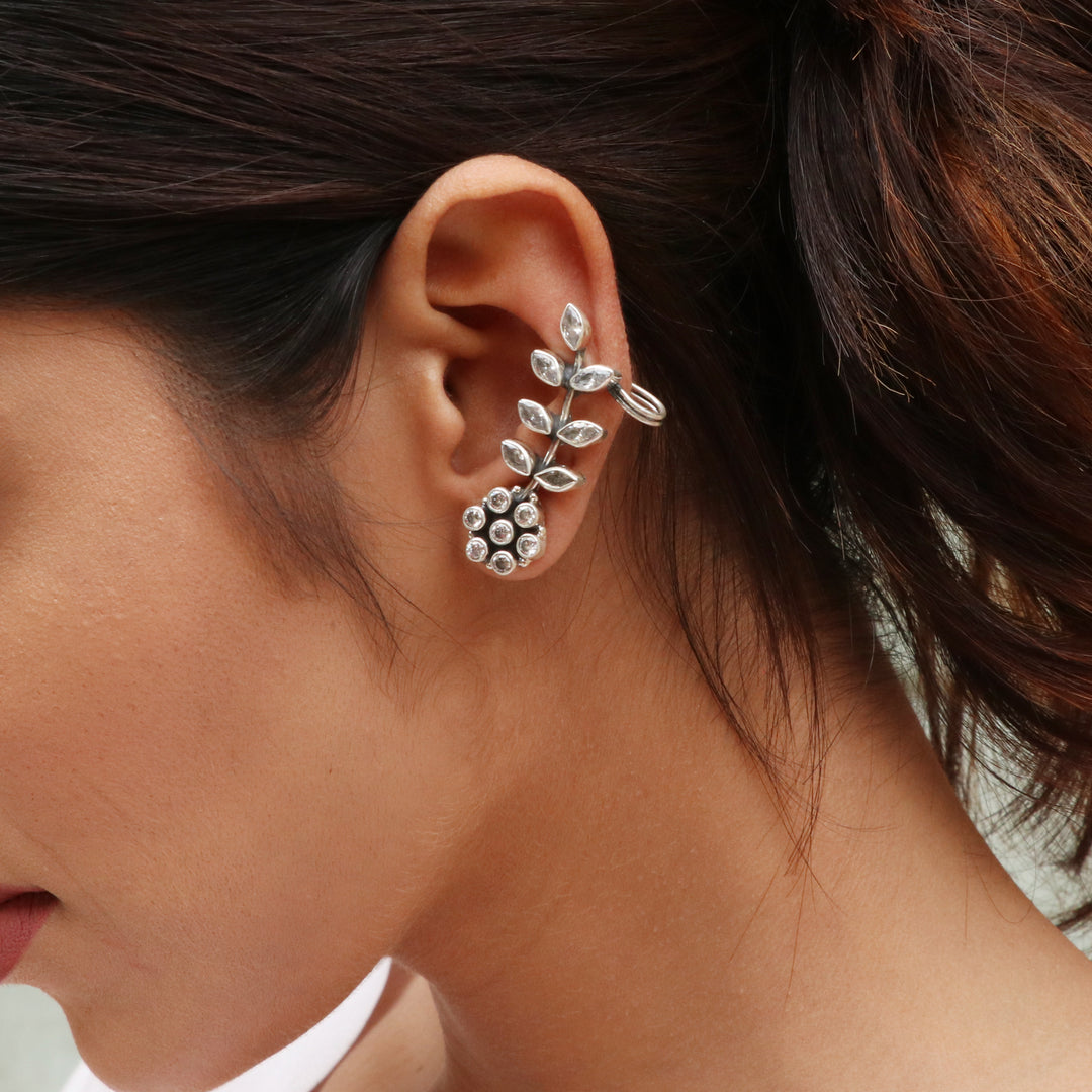 Silver Adorable Floral & Leaf Stud Earrings