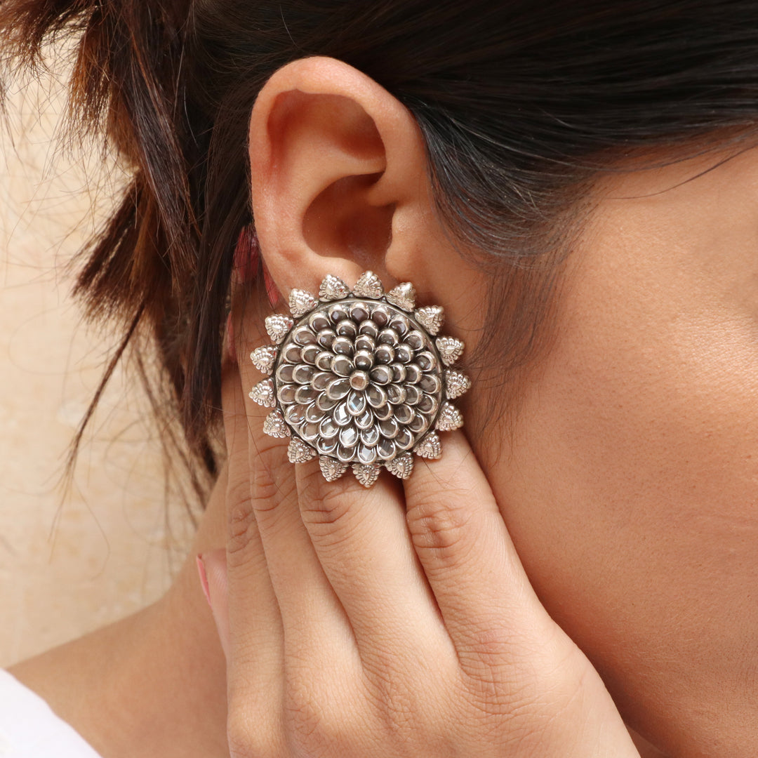 Silver Adorable Floral Stud Earrings