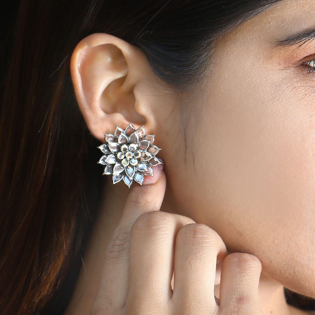 Silver Floral Checker Stone Ear Studs
