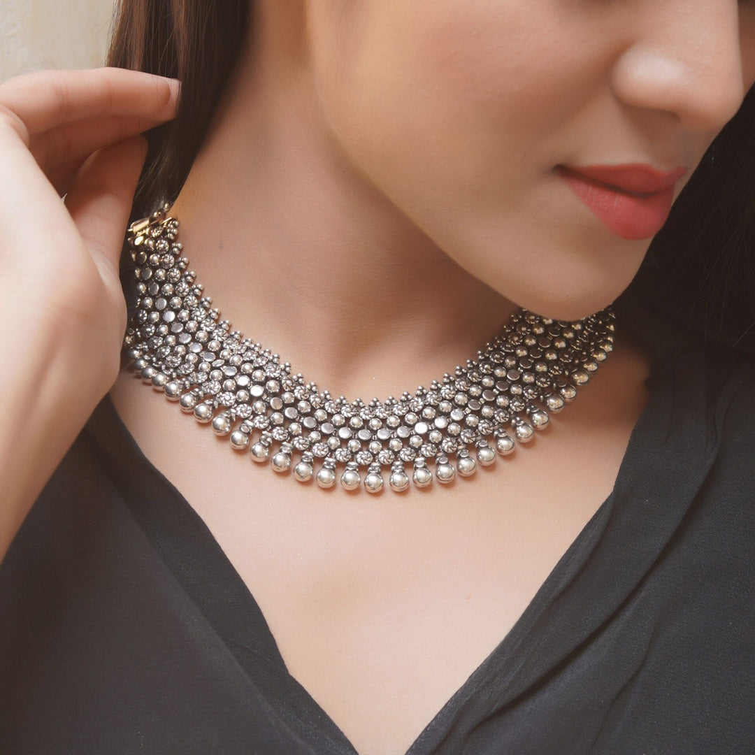 Silver Floral Rawa Statement Chain Necklace