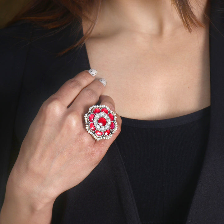 Adorable Silver Floral Ring with Pearls
