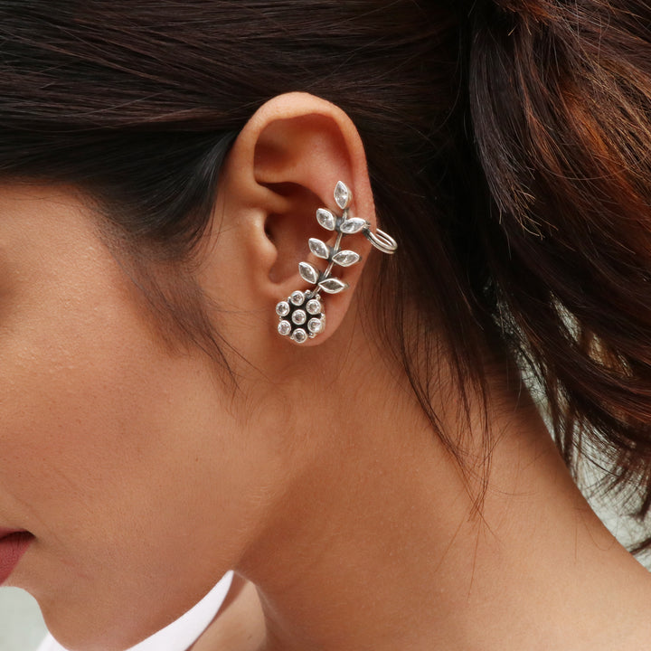 Silver Adorable Floral & Leaf Stud Earrings