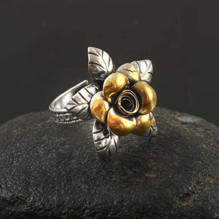 Silver Adorable Floral Dual Tone Adjustable Ring